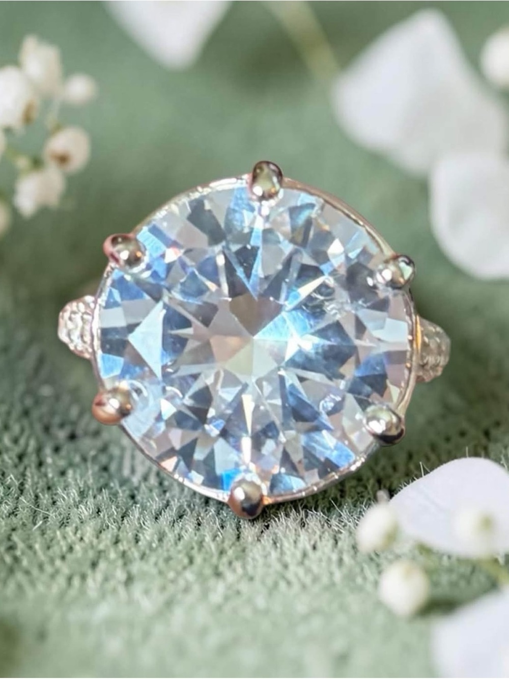 Gorgeous Sterling Silver Bella Luce Engagement Ring